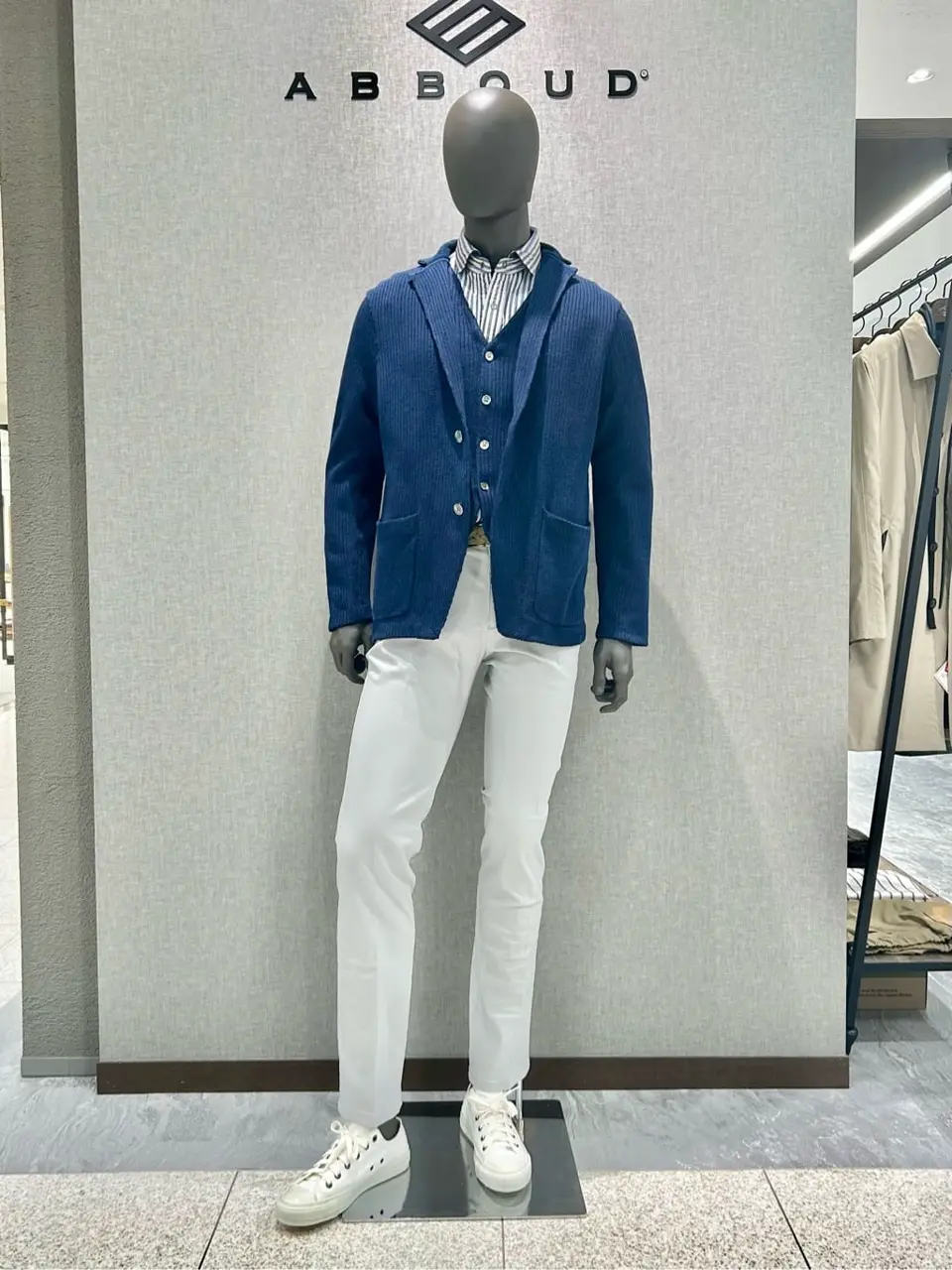 JOSEPH ABBOUD 上田 コーディネート画像