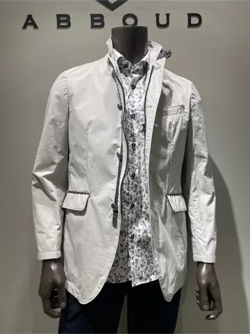 JOSEPH ABBOUD 伊津野 コーディネート画像