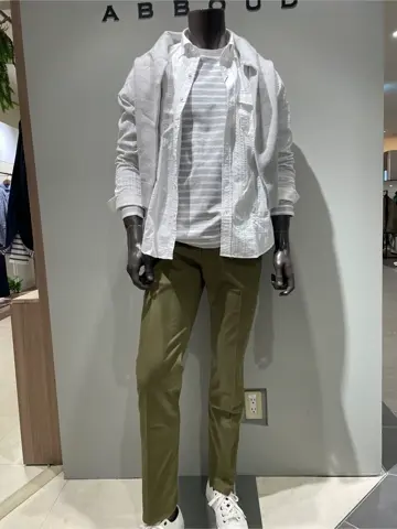 JOSEPH ABBOUD 伊津野 コーディネート画像