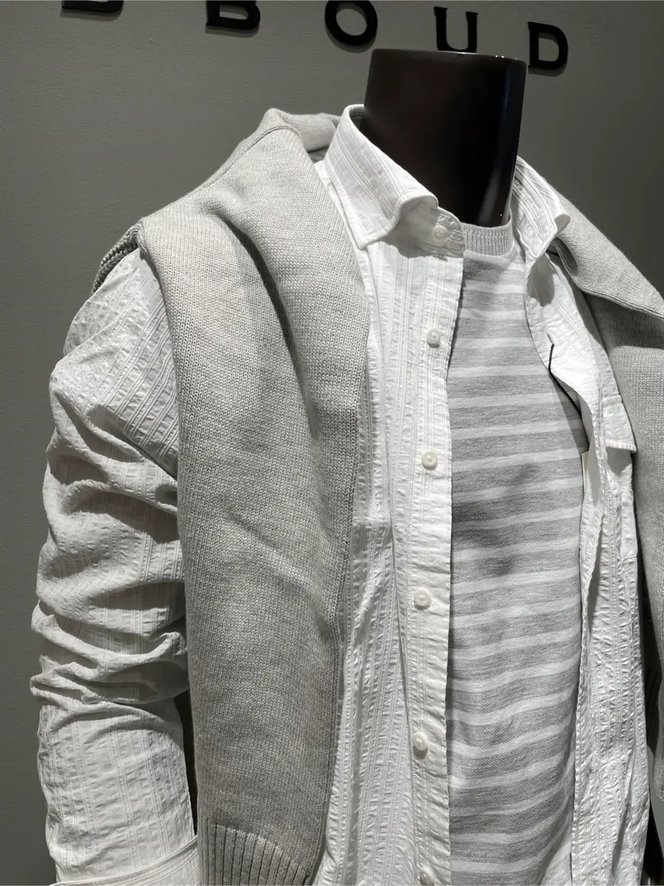 JOSEPH ABBOUD 伊津野 コーディネート画像