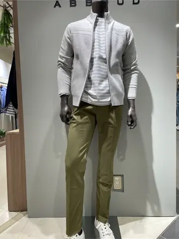 JOSEPH ABBOUD 伊津野 コーディネート画像