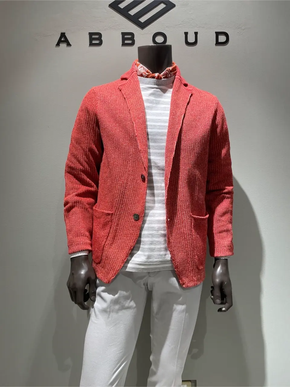 JOSEPH ABBOUD 伊津野 コーディネート画像