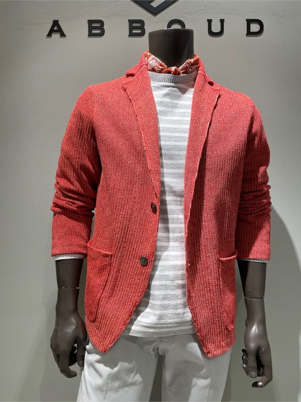 JOSEPH ABBOUD 伊津野 コーディネート画像