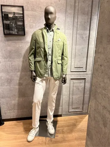 JOSEPH ABBOUD 上條 コーディネート画像