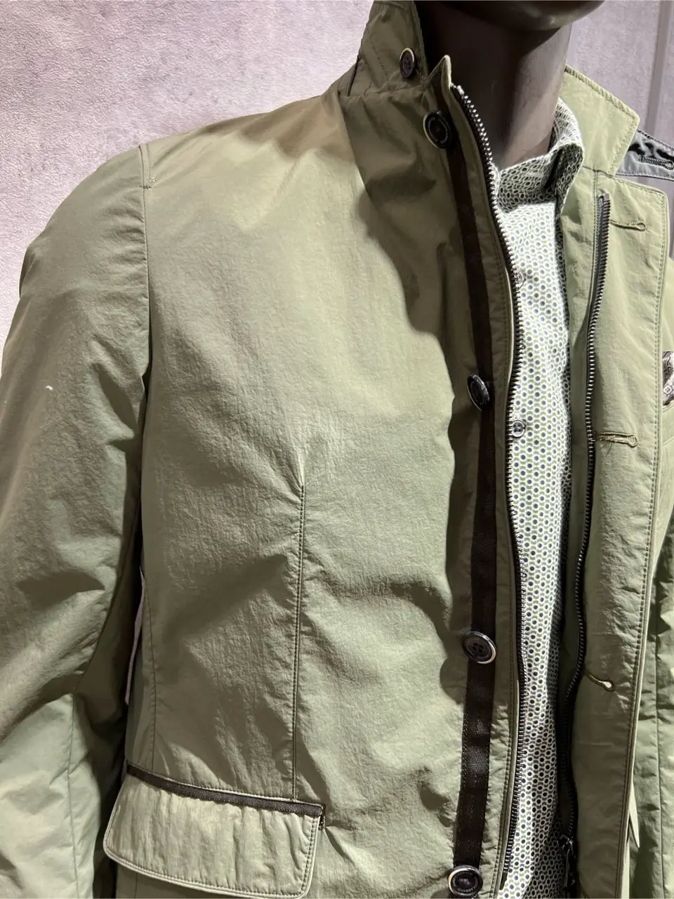 JOSEPH ABBOUD 上條 コーディネート画像