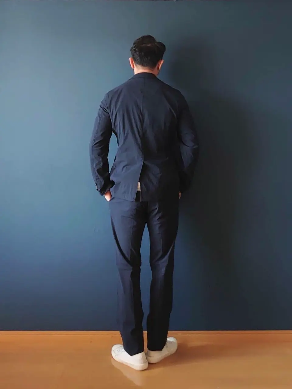 JOSEPH ABBOUD 安東 コーディネート画像