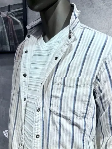 JOSEPH ABBOUD 二澤 コーディネート画像