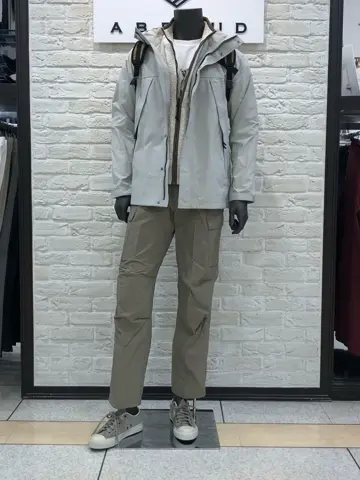 JOSEPH ABBOUD 山口 コーディネート画像