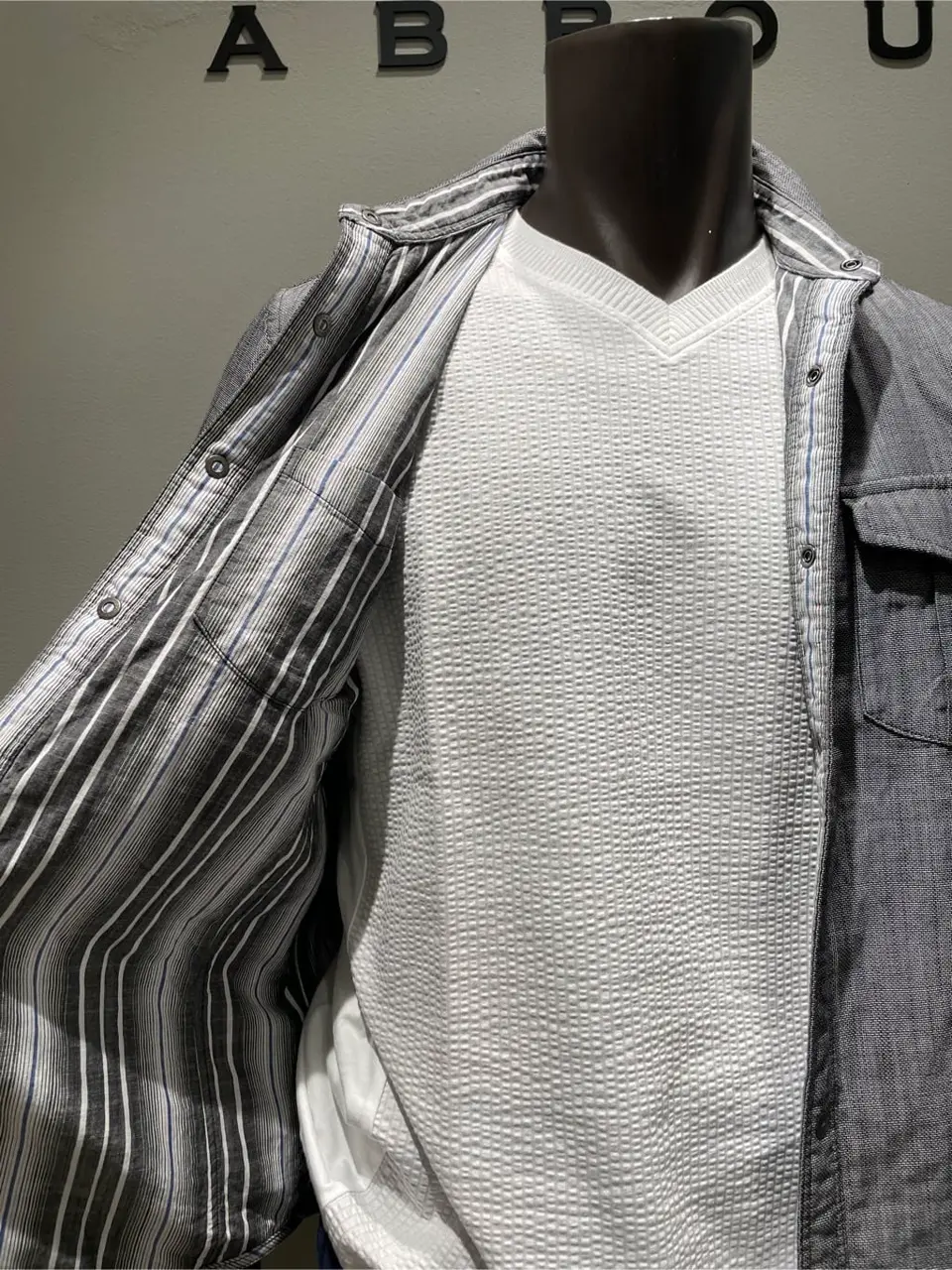 JOSEPH ABBOUD 伊津野 コーディネート画像