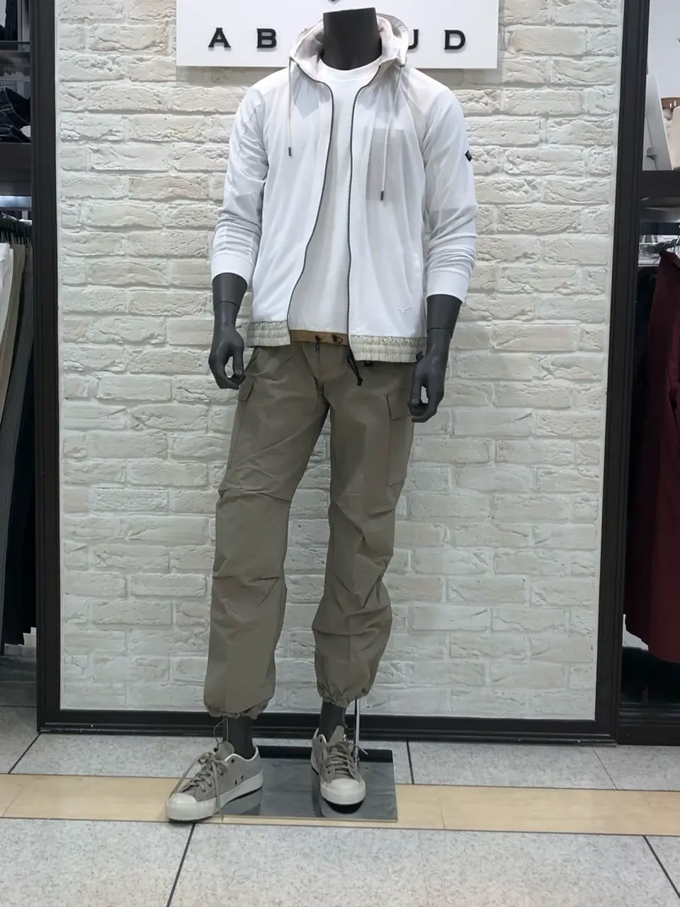 JOSEPH ABBOUD 山口 コーディネート画像