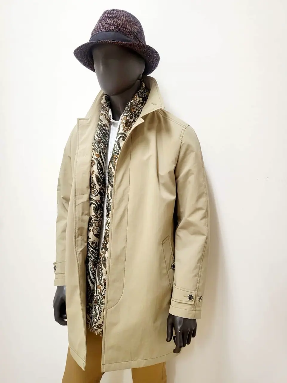 JOSEPH ABBOUD 亀井 コーディネート画像