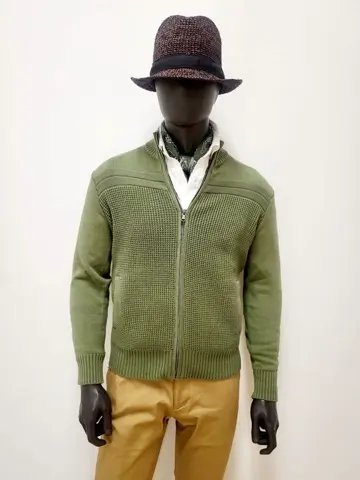 JOSEPH ABBOUD 亀井 コーディネート画像