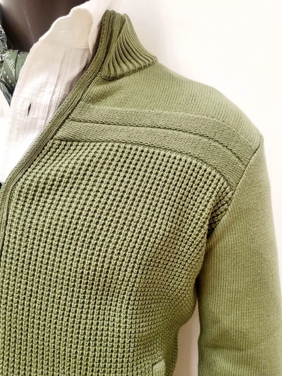 JOSEPH ABBOUD 亀井 コーディネート画像