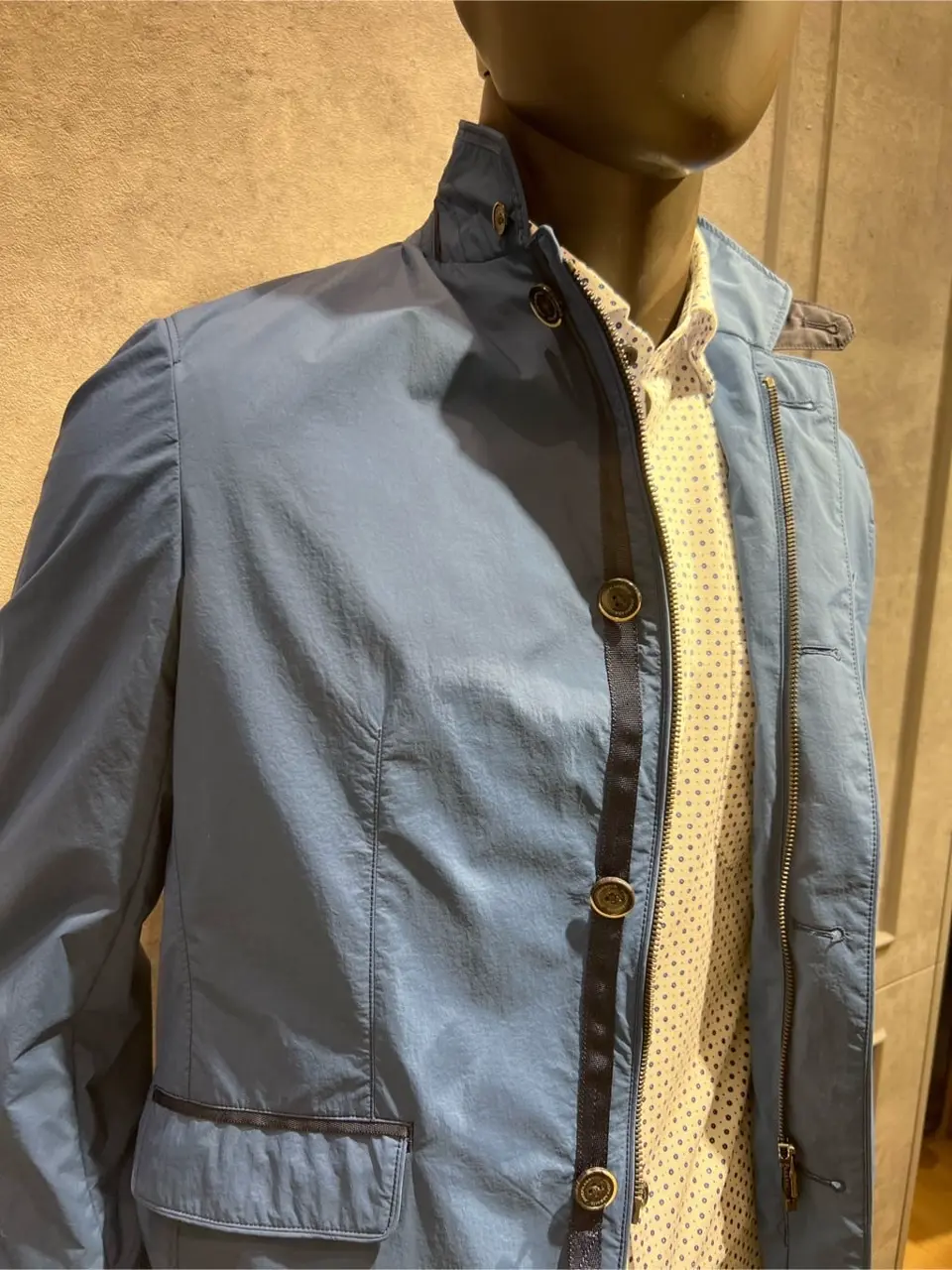 JOSEPH ABBOUD 上條 コーディネート画像