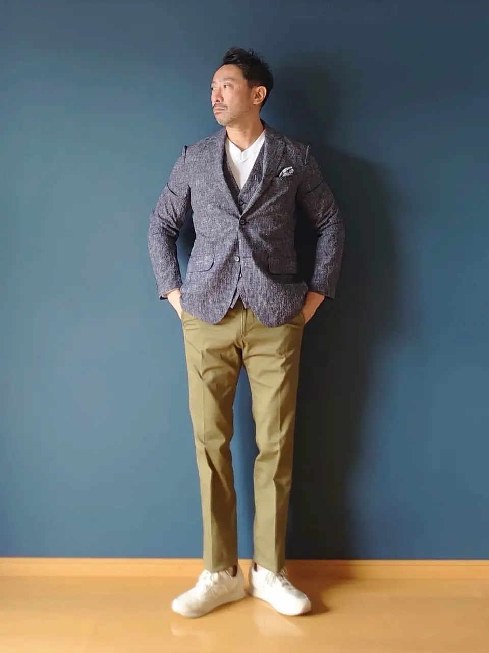 JOSEPH ABBOUD 安東 コーディネート画像