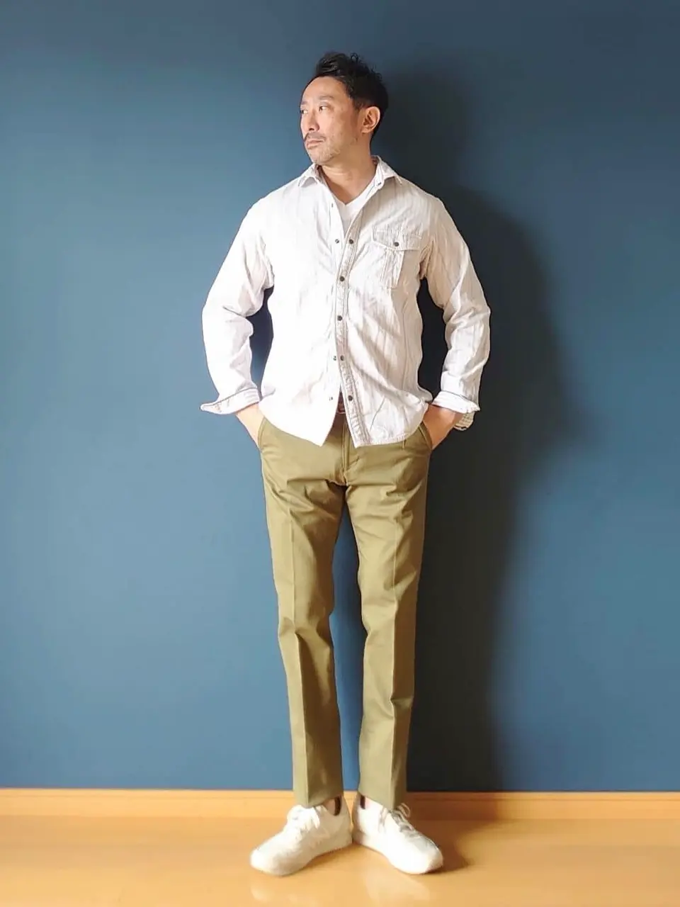 JOSEPH ABBOUD 安東 コーディネート画像