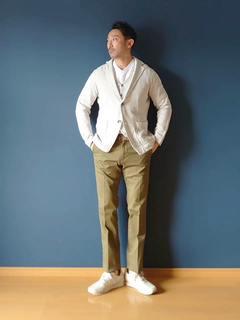 JOSEPH ABBOUD 安東 コーディネート画像