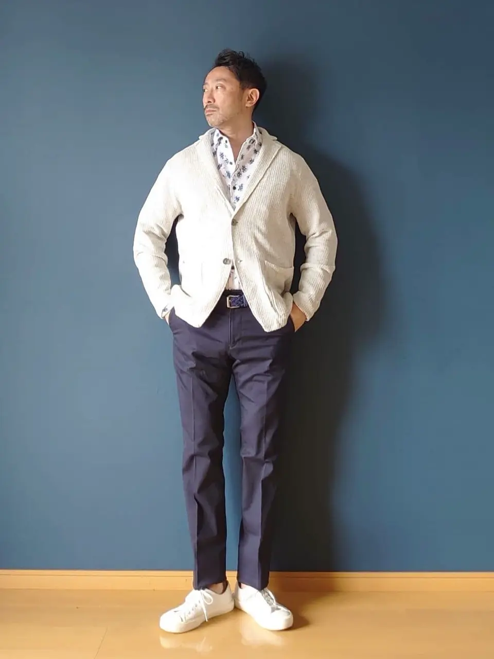 JOSEPH ABBOUD 安東 コーディネート画像