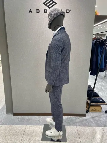 JOSEPH ABBOUD たかい　かおり コーディネート画像