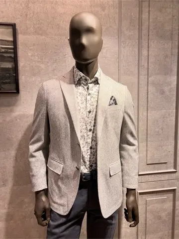 JOSEPH ABBOUD 上條 コーディネート画像