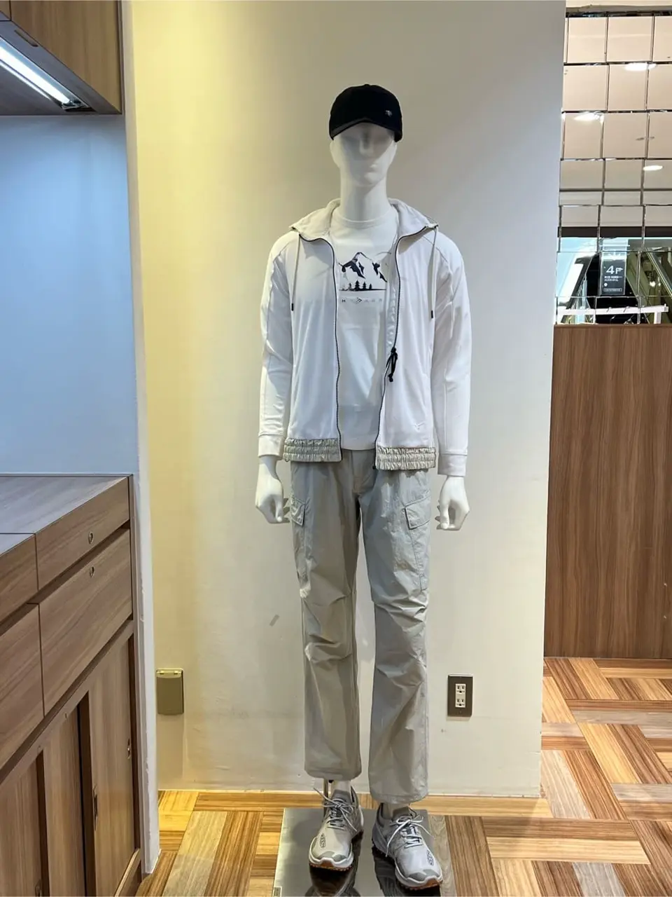 JOSEPH ABBOUD 森部 コーディネート画像