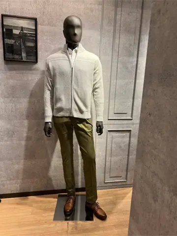 JOSEPH ABBOUD 上條 コーディネート画像