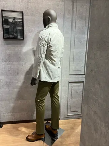 JOSEPH ABBOUD 上條 コーディネート画像