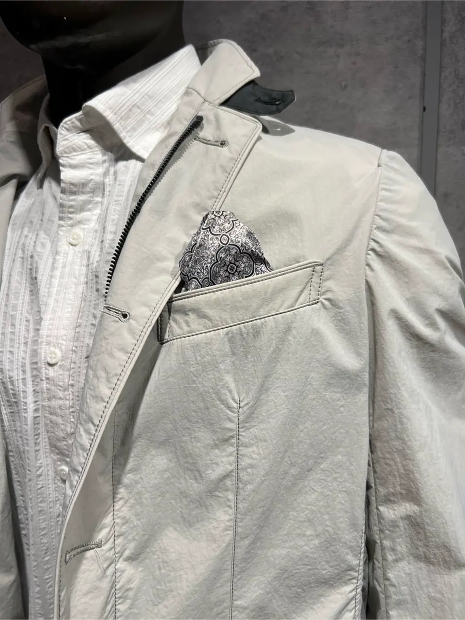 JOSEPH ABBOUD 上條 コーディネート画像