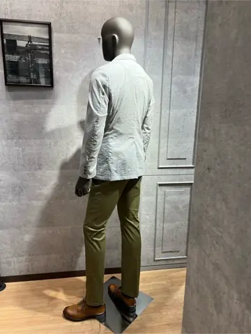 JOSEPH ABBOUD 上條 コーディネート画像