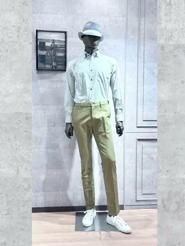 JOSEPH ABBOUD 二澤 コーディネート画像