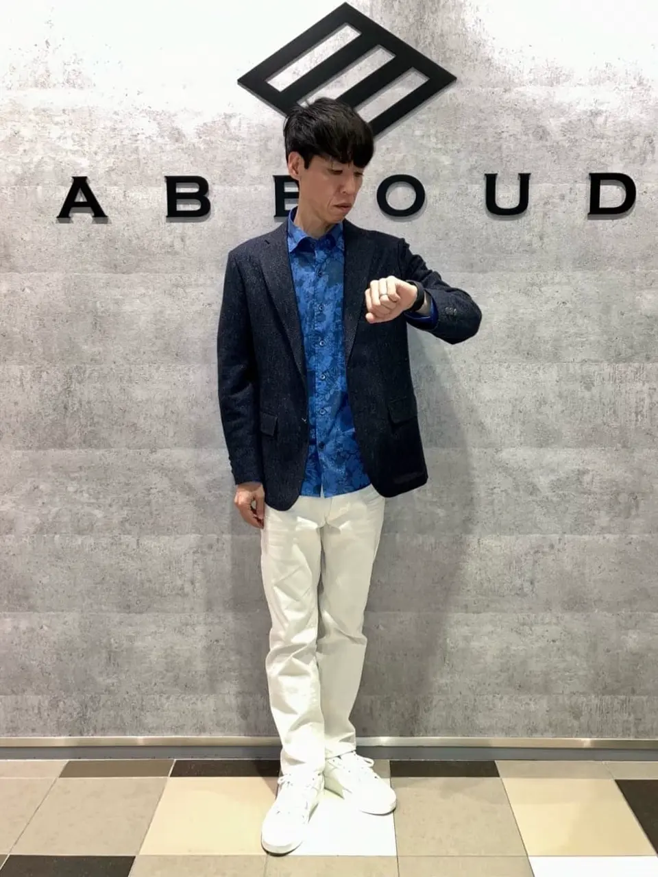 JOSEPH ABBOUD 足立 コーディネート画像