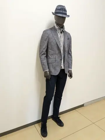 JOSEPH ABBOUD 大久 コーディネート画像