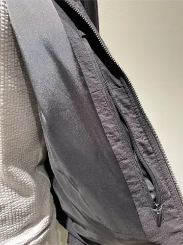 JOSEPH ABBOUD 伊津野 コーディネート画像