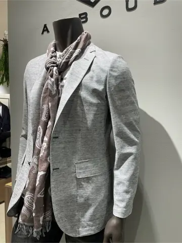 JOSEPH ABBOUD 伊津野 コーディネート画像