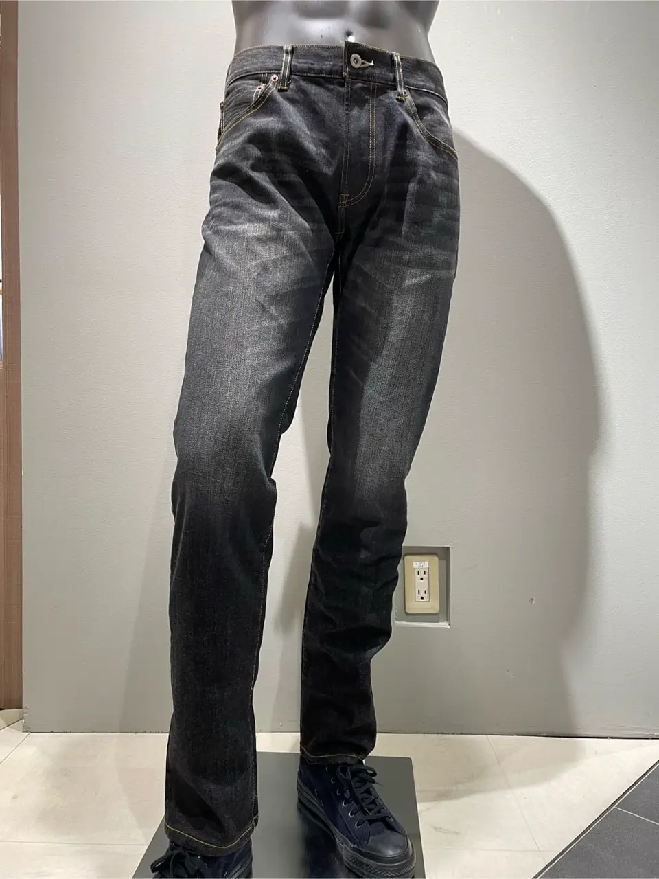 JOSEPH ABBOUD 伊津野 コーディネート画像