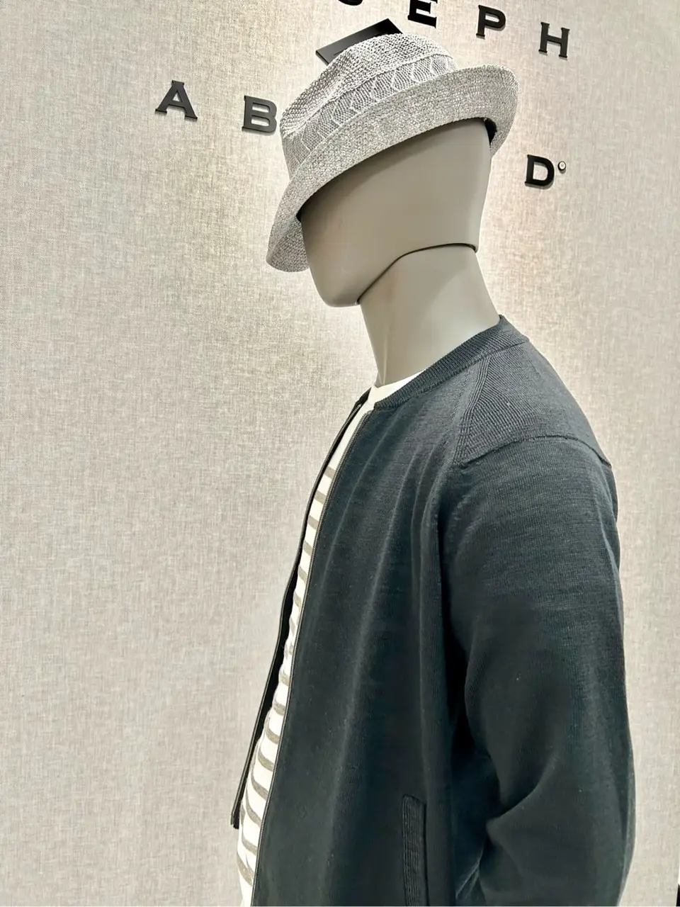 JOSEPH ABBOUD 上田 コーディネート画像