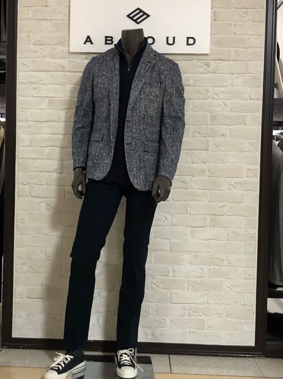 JOSEPH ABBOUD 山口 コーディネート画像