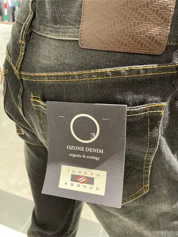 JOSEPH ABBOUD 伊津野 コーディネート画像