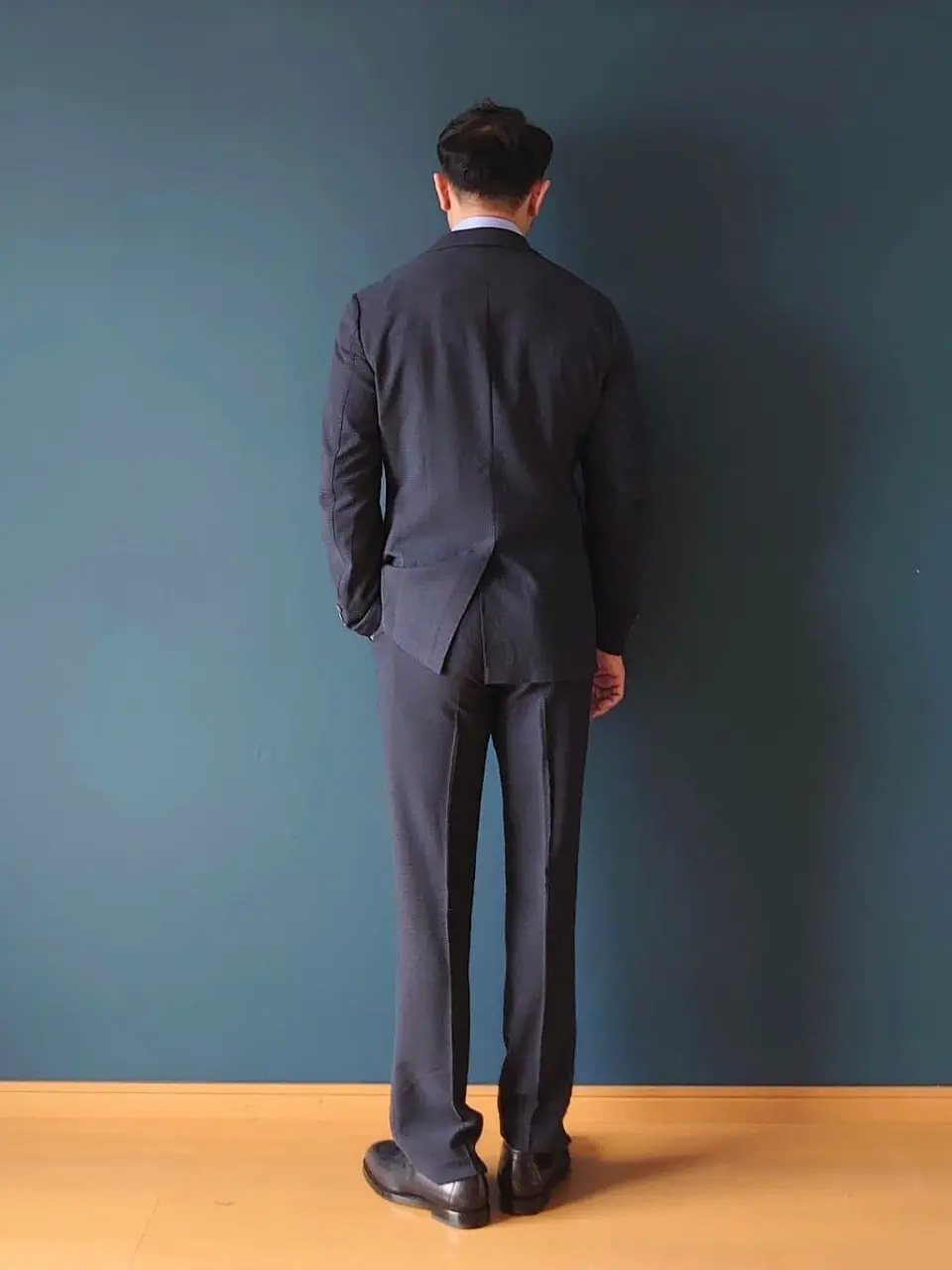 JOSEPH ABBOUD 安東 コーディネート画像