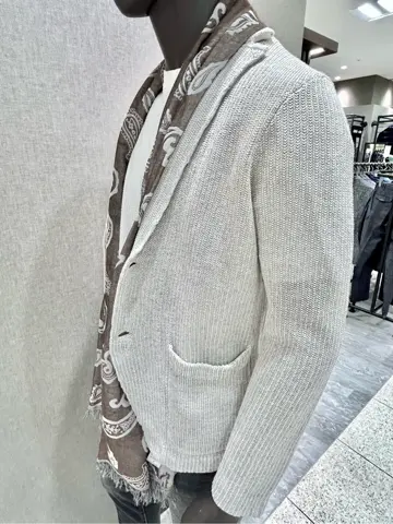 JOSEPH ABBOUD 上田 コーディネート画像