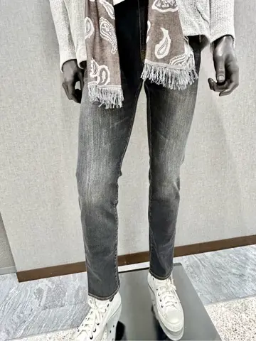 JOSEPH ABBOUD 上田 コーディネート画像