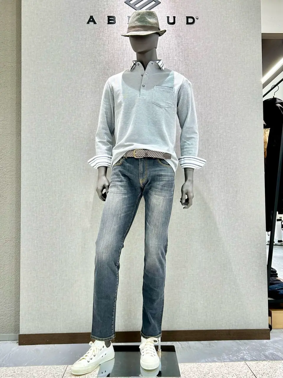 JOSEPH ABBOUD 上田 コーディネート画像