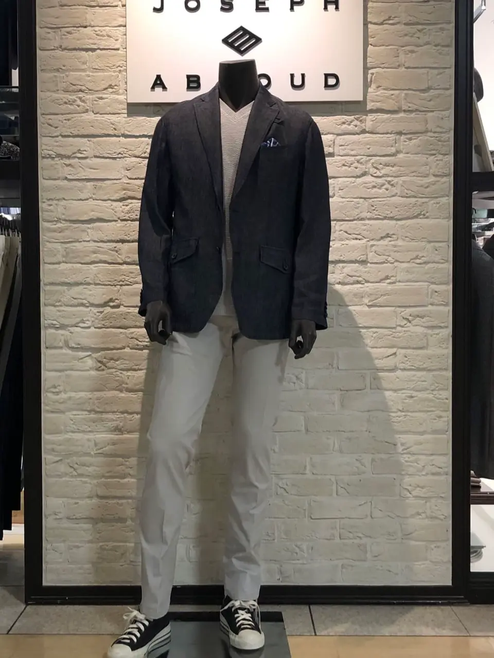 JOSEPH ABBOUD 山口 コーディネート画像