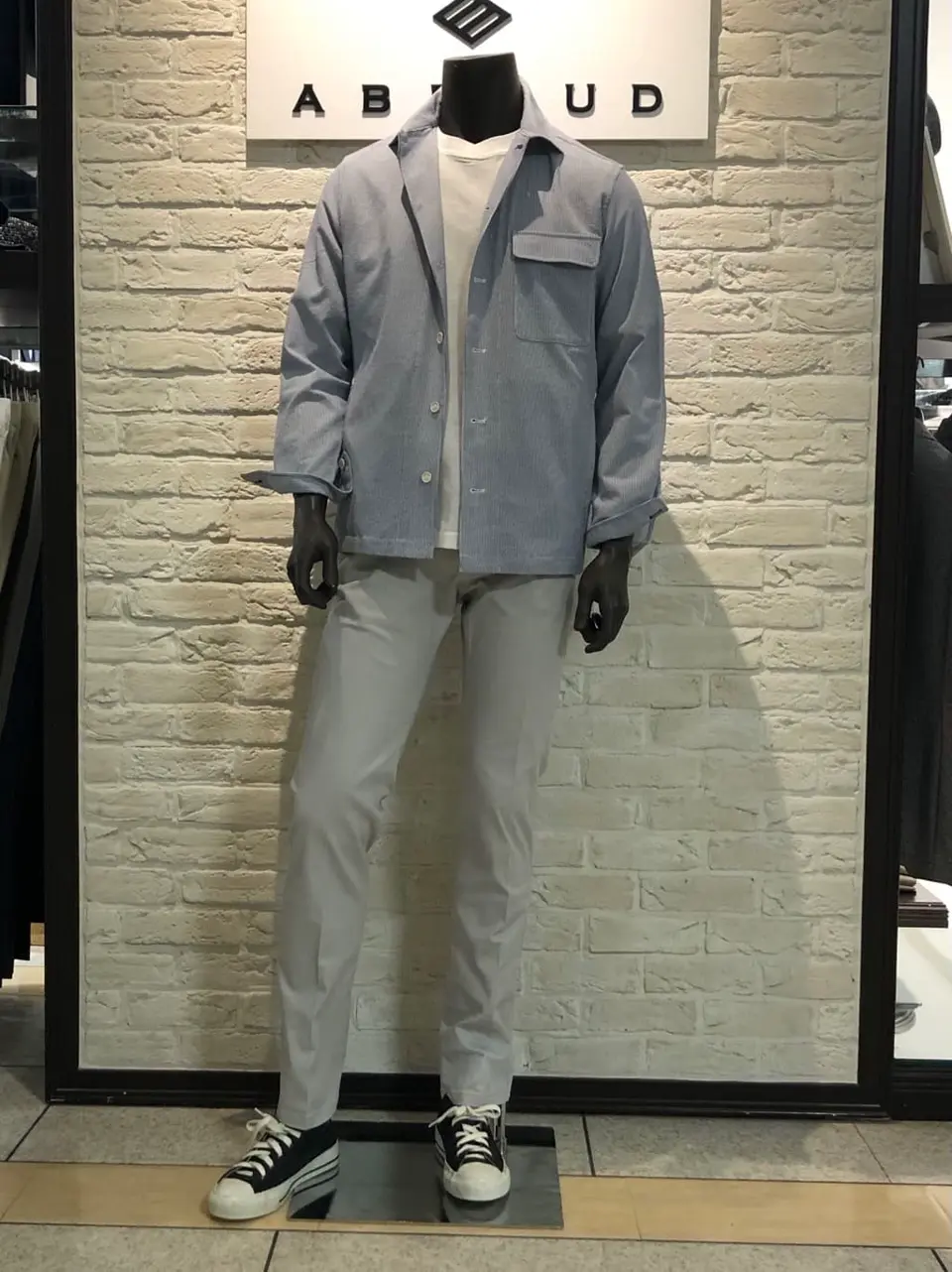 JOSEPH ABBOUD 山口 コーディネート画像