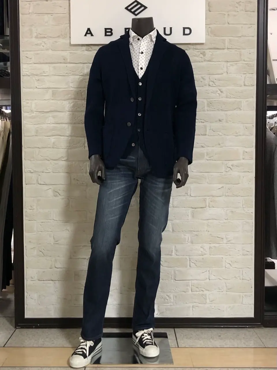 JOSEPH ABBOUD 山口 コーディネート画像