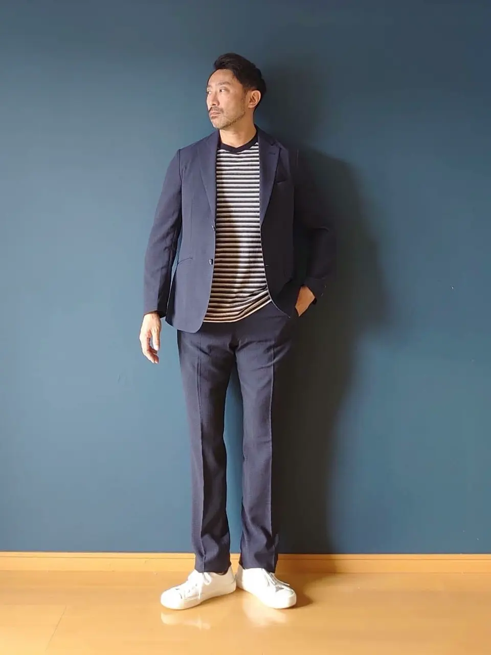 JOSEPH ABBOUD 安東 コーディネート画像