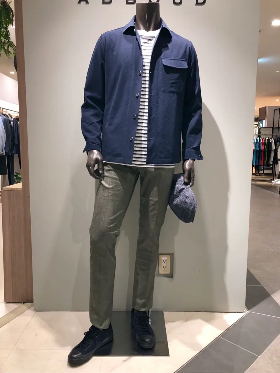 JOSEPH ABBOUD 川田 コーディネート画像