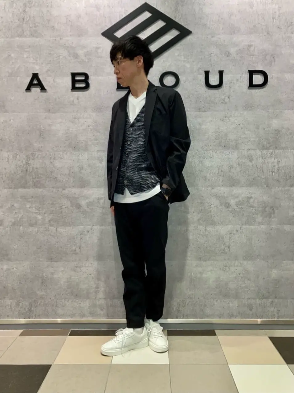 JOSEPH ABBOUD 足立 コーディネート画像