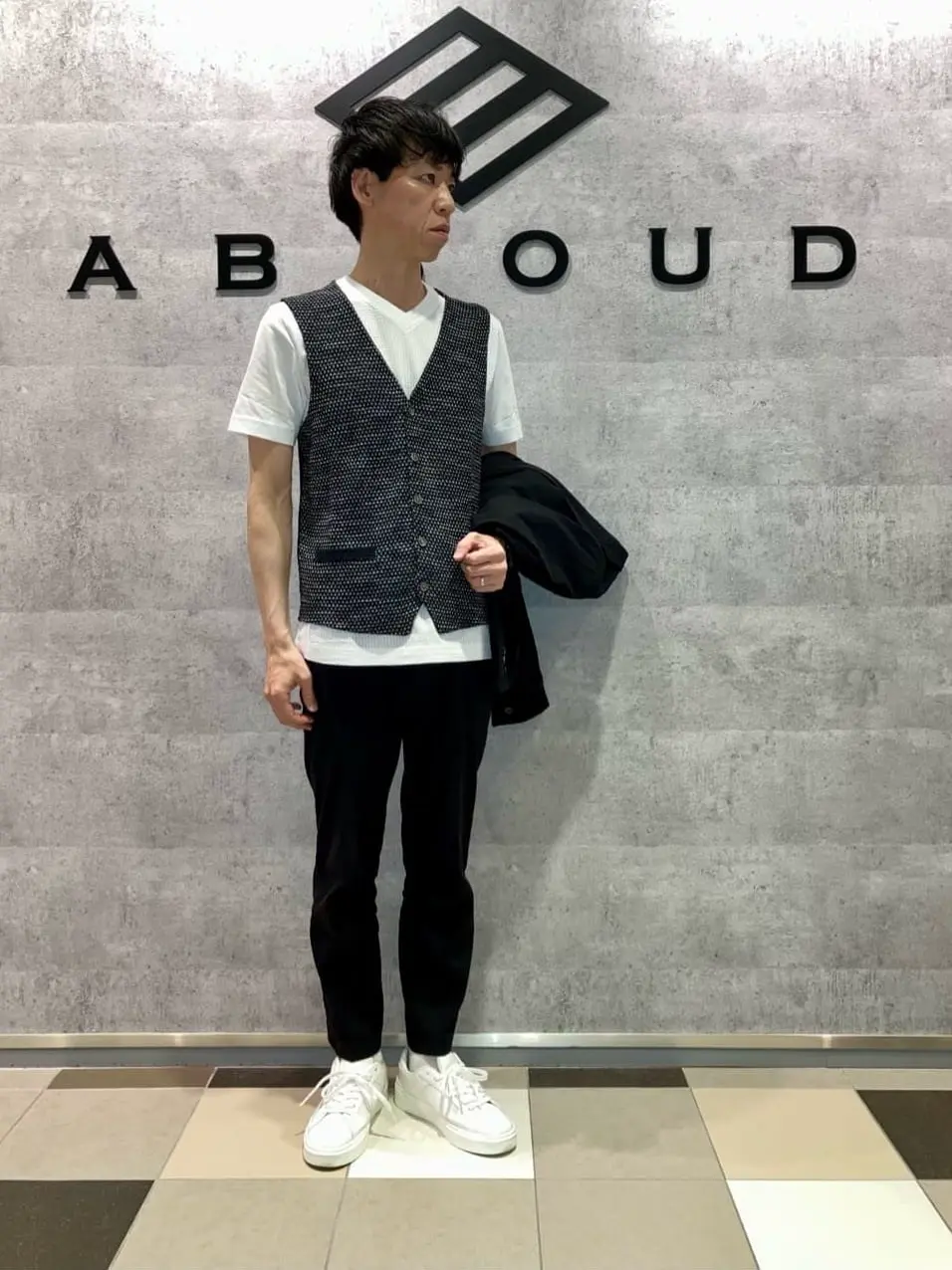 JOSEPH ABBOUD 足立 コーディネート画像