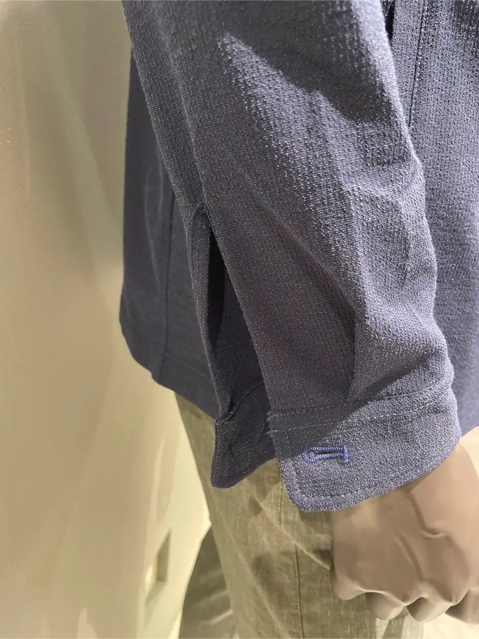 JOSEPH ABBOUD 伊津野 コーディネート画像